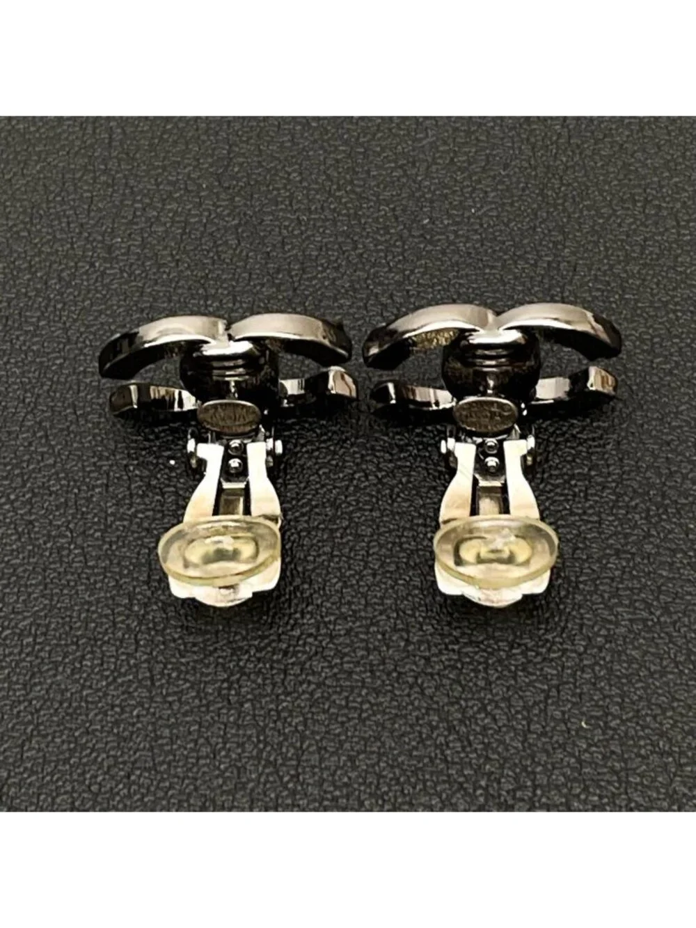 Chanel CC Logo Earrings 03A Rhinestone Icon